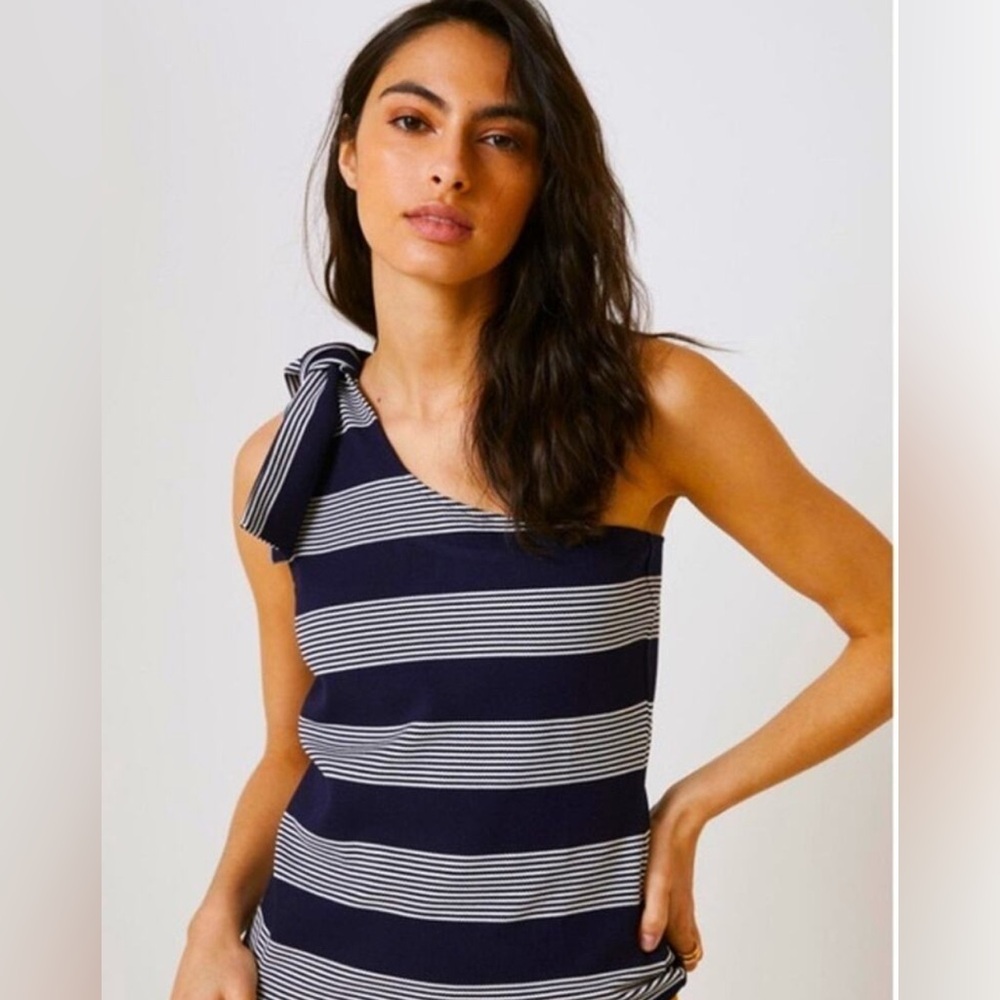 Bishop + Young Anthropologie Navy & White Off the Shoulder Striped Tank Size:M